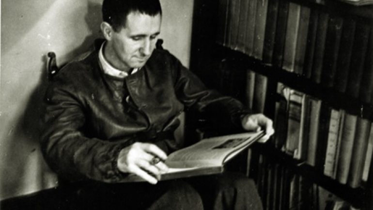 Üç kıtaya sürülen şair: “Bertolt Brecht” | M. Mazhar Özsaruhan