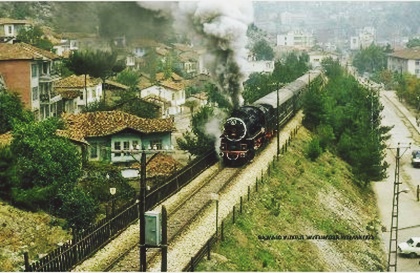 Sonbahar Treni | Gülçin Yağmur Akbulut